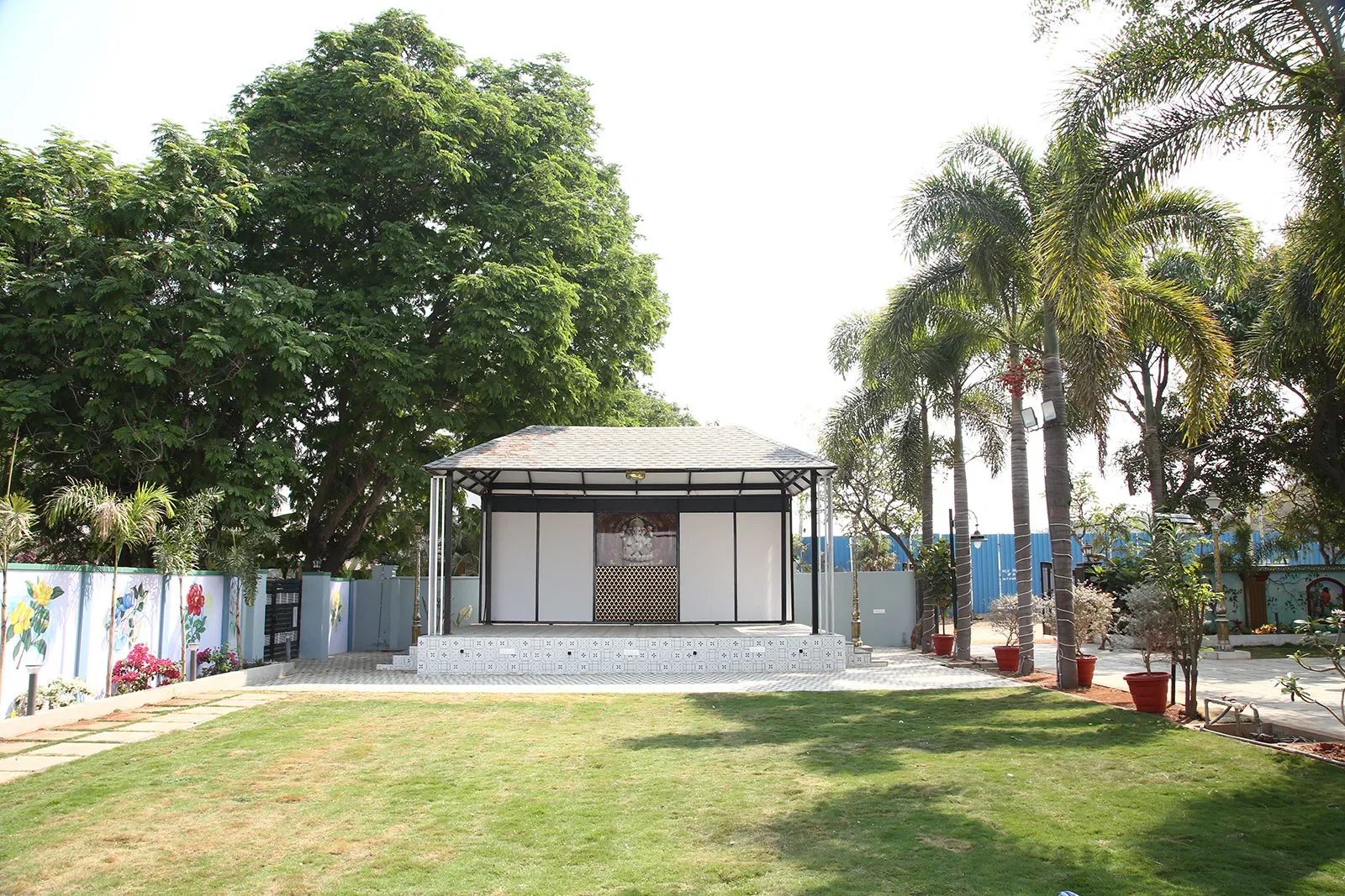 Sri Golden Meadows Premium Venue Exterior Hyderabad