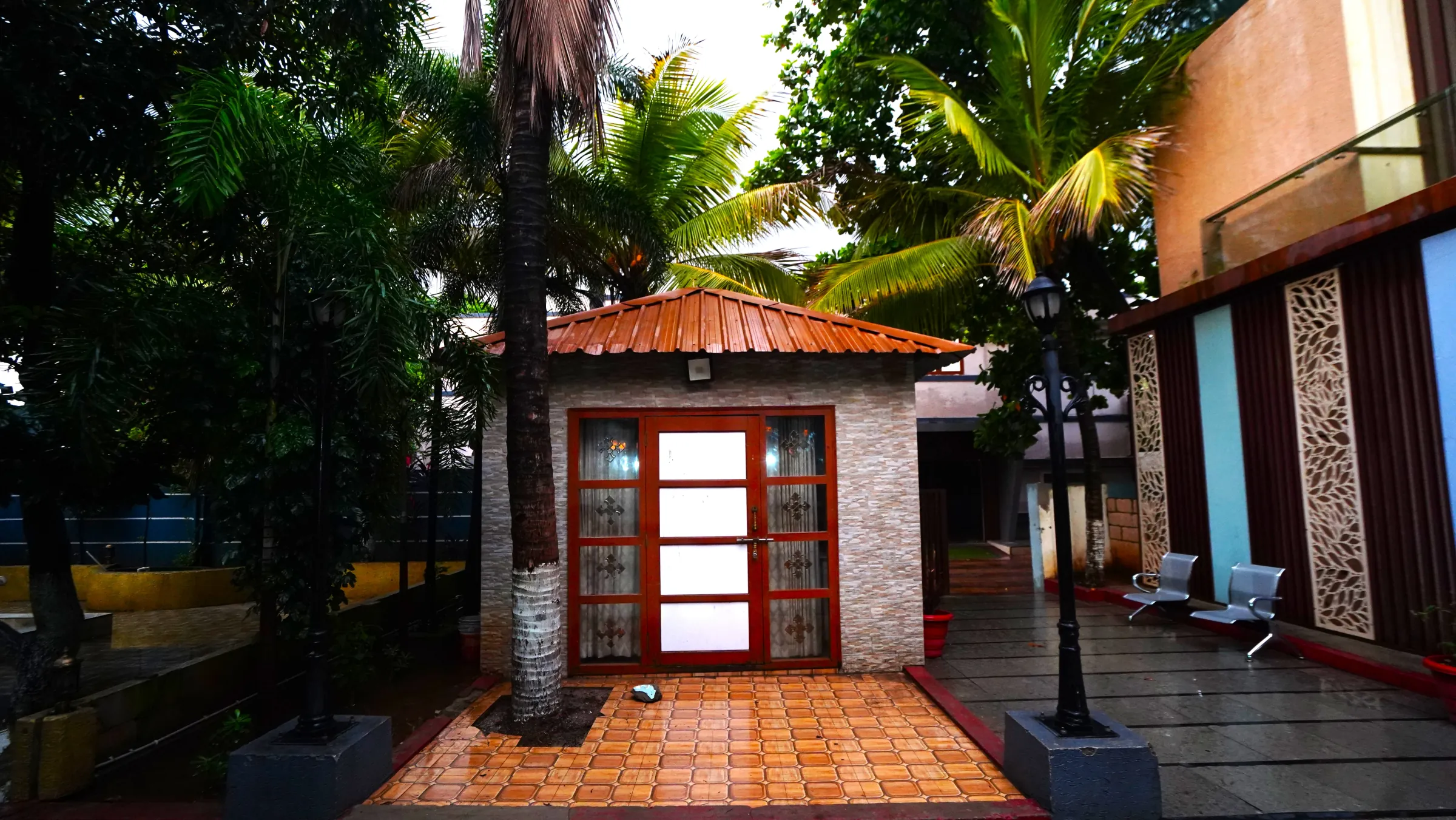 Rich House 1 — Prestige Home
